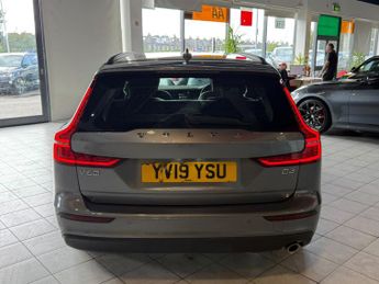 VOLVO V60 2.0 Momentum Plus D3