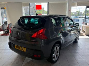 PEUGEOT 3008 1.6 e-HDi Active