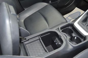 TOYOTA RAV4 2.5 VVT-h Excel