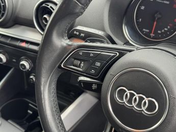AUDI Q2 1.6 TDI 30 Sport