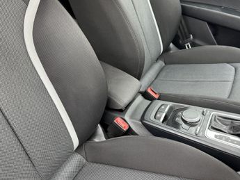 AUDI Q2 1.6 TDI 30 Sport
