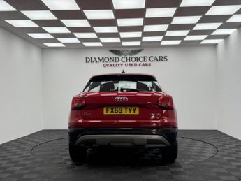 AUDI Q2 1.6 TDI 30 Sport