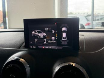 AUDI A3 2.0 TDI Black Edition(CAT-S).