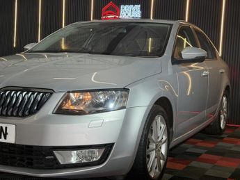 SKODA OCTAVIA 1.6 TDI Elegance