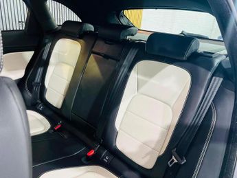 JAGUAR F-PACE 2.0 D180 R-Sport Auto AWD Euro 6 (s/s) 5dr