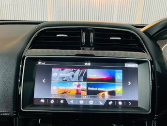 JAGUAR F-PACE 2.0 D180 R-Sport Auto AWD Euro 6 (s/s) 5dr