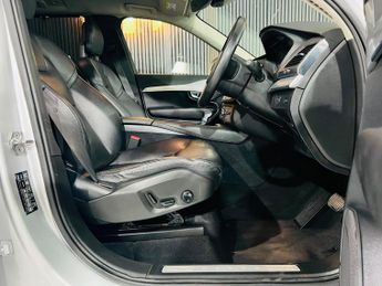 VOLVO XC90 2.0 D5 Momentum Geartronic 4WD Euro 6 (s/s) 5dr