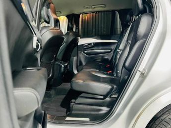 VOLVO XC90 2.0 D5 Momentum Geartronic 4WD Euro 6 (s/s) 5dr