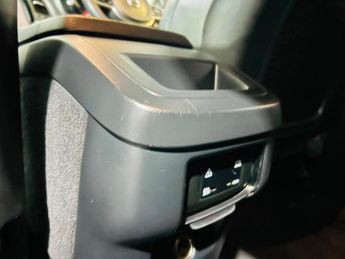 VOLVO XC90 2.0 D5 Momentum Geartronic 4WD Euro 6 (s/s) 5dr