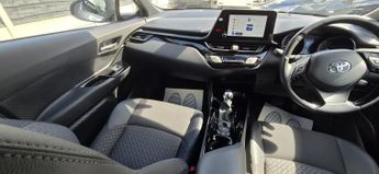 TOYOTA C-HR 1.8 VVT-h Design