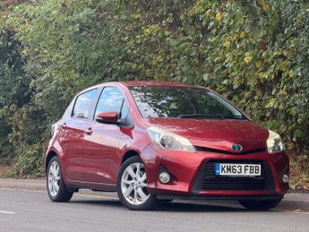 TOYOTA YARIS 1.5 VVT-h T Spirit CVT Euro 5 5dr