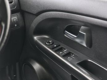 KIA VENGA 1.4 CRDi SR7