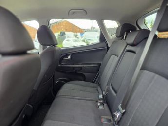 KIA VENGA 1.4 CRDi SR7