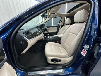 BMW 5 SERIES 2.0 520d Luxury Auto Euro 6 (s/s) 4dr