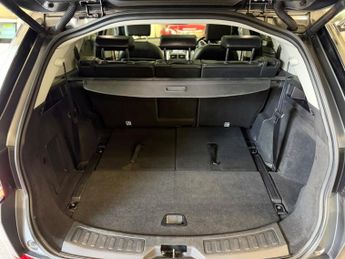 LAND ROVER DISCOVERY SPORT 2.2 SD4 HSE