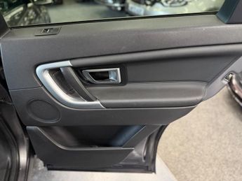LAND ROVER DISCOVERY SPORT 2.2 SD4 HSE