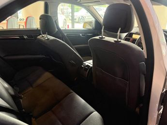 MERCEDES-BENZ C CLASS 1.8 C180 BlueEfficiency SE