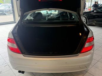 MERCEDES-BENZ C CLASS 1.8 C180 BlueEfficiency SE
