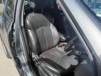 NISSAN JUKE 1.6 Tekna Euro 5 (s/s) 5dr