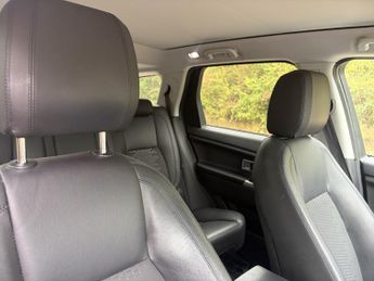 LAND ROVER DISCOVERY SPORT 2.0 TD4 SE Tech