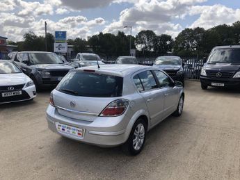 VAUXHALL ASTRA 1.8 i 16v Design