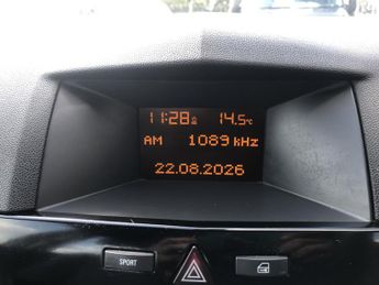 VAUXHALL ASTRA 1.8 i 16v Design