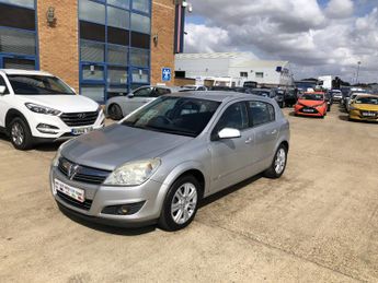 VAUXHALL ASTRA 1.8 i 16v Design
