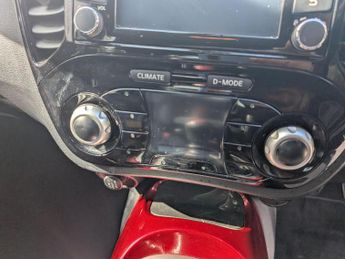NISSAN JUKE 1.2 DIG-T N-Connecta Euro 6 (s/s) 5dr
