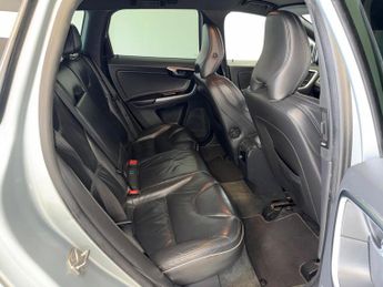 VOLVO XC60 2.4 D4 R-Design Lux Nav AWD Euro 5 (s/s) 5dr