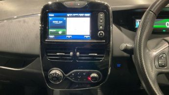 RENAULT ZOE Dynamique Nav R110 Z.E.40 MY18 Electric Automatic Red 5dr 1 KEEP