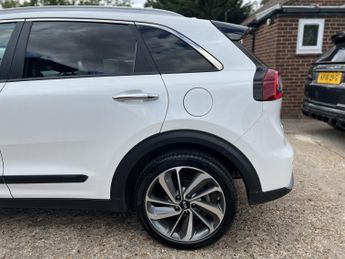 KIA NIRO 1.6 GDi 4