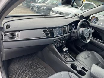 KIA NIRO 1.6 GDi 4