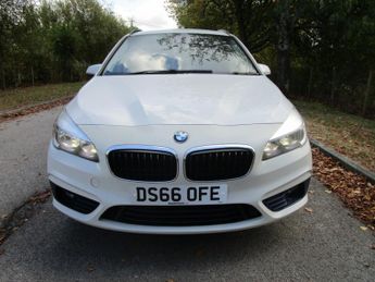 BMW 2 SERIES GRAN TOURER 1.5 216d Sport Gran Tourer - Pearl White - 7 Seats - Sat Nav - F