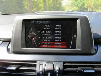 BMW 2 SERIES GRAN TOURER 1.5 216d Sport Gran Tourer - Pearl White - 7 Seats - Sat Nav - F