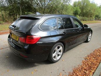 BMW 3 SERIES 2.0 320d SE Touring - Auto - Beige Leather - 7 Services