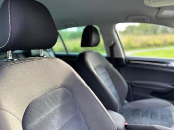 VOLKSWAGEN GOLF 2.0 TDI BlueMotion Tech GT DSG Euro 5 (s/s) 5dr