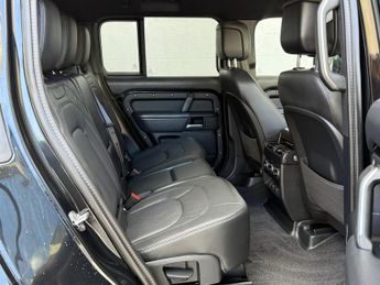 LAND ROVER DEFENDER 130 3.0 D350 MHEV X-Dynamic HSE