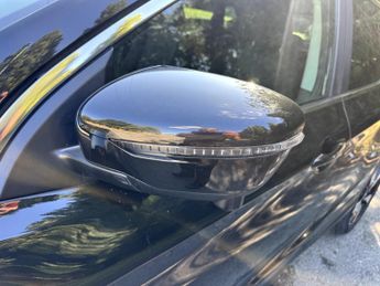 NISSAN QASHQAI 1.2 DIG-T N-Connecta