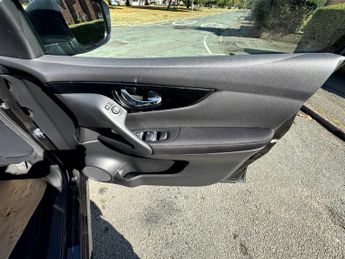 NISSAN QASHQAI 1.2 DIG-T N-Connecta