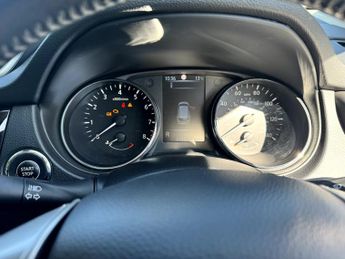 NISSAN QASHQAI 1.2 DIG-T N-Connecta