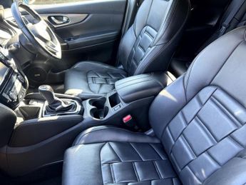 NISSAN QASHQAI 1.2 DIG-T Tekna+