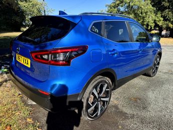 NISSAN QASHQAI 1.2 DIG-T Tekna+