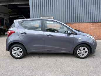 HYUNDAI I10 1.2 I10 SE 1.2 A/T (BLUE INT) +SS