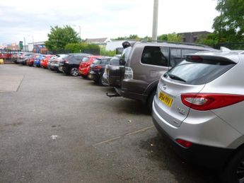 HYUNDAI I10 1.2 I10 SE 1.2 A/T (BLUE INT) +SS