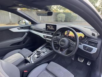 AUDI A5 3.0 TDI V6 S line