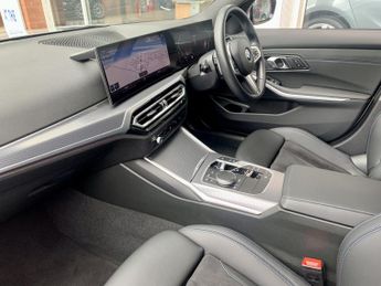 BMW 3 SERIES 2.0 320i M Sport Saloon