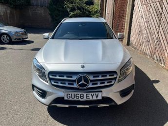 MERCEDES-BENZ GLA 1.6 GLA200 AMG Line