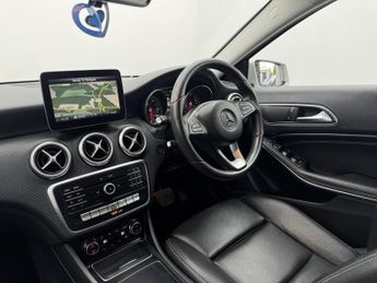 MERCEDES-BENZ A CLASS 1.6 A180 Sport