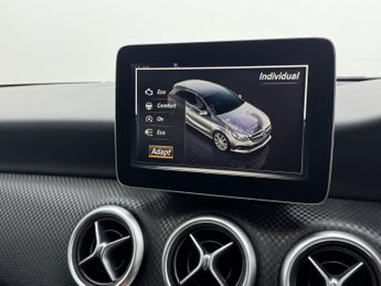 MERCEDES-BENZ A CLASS 1.6 A180 Sport