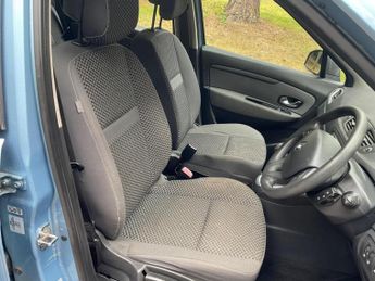 RENAULT SCENIC 1.5 dCi Expression Euro 5 5dr